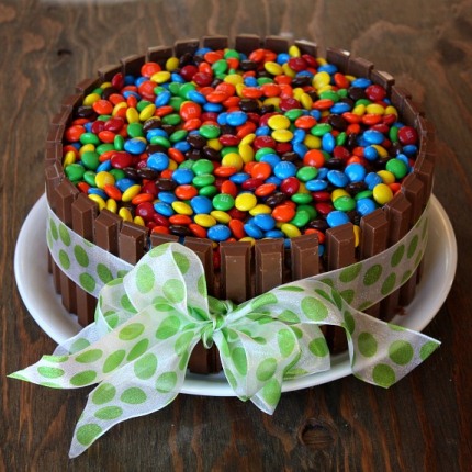 Gâteaux D'anniversaire Bonbons sur Pinterest Gâteaux À  - gateau anniversaire avec bonbon