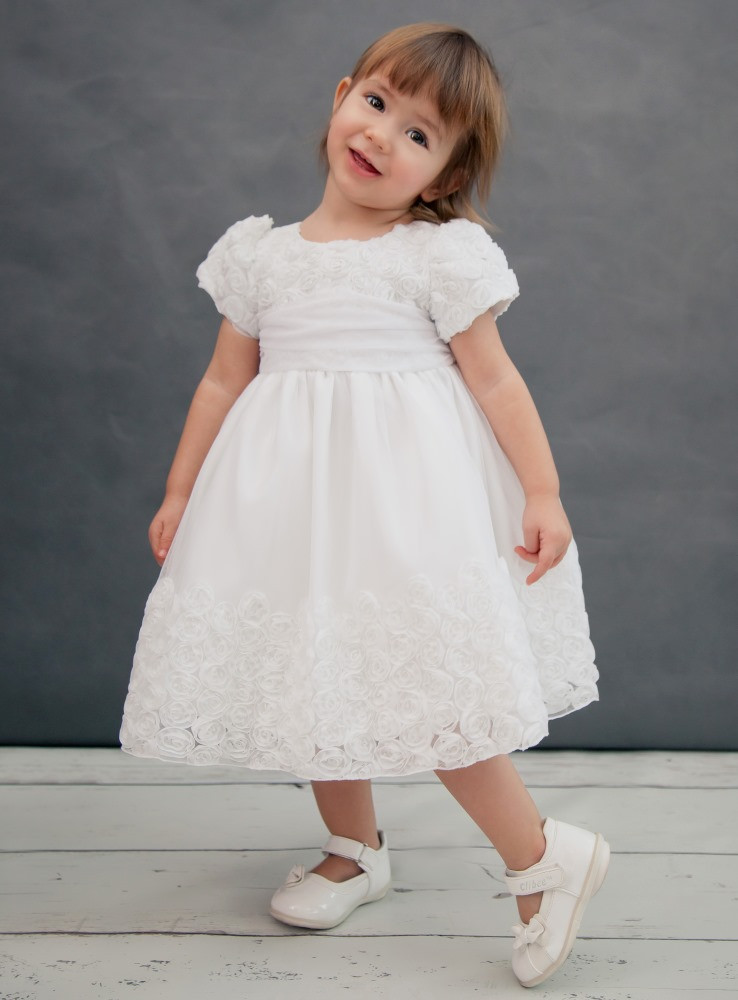 Robe Bapteme Bebe Fille Blanche Avec Rose Modele Olinia